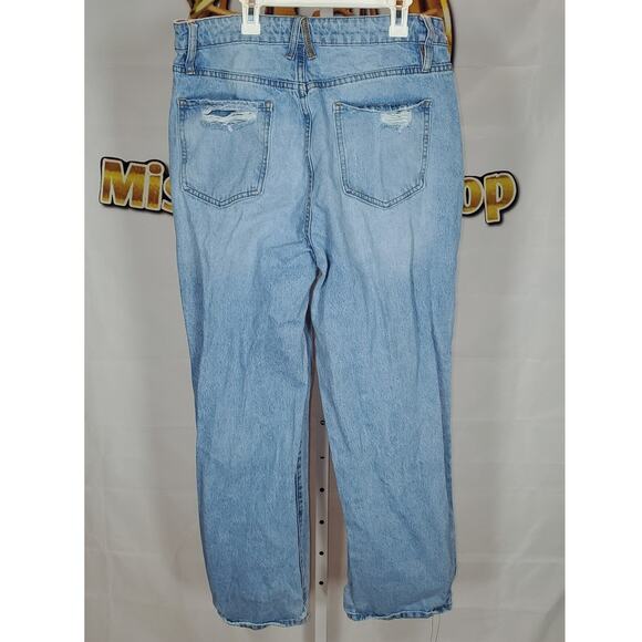 Fashion Nova Women’s Light Blue Distressed Ripped Denim Jeans Size 13 - Picture 2 of 6